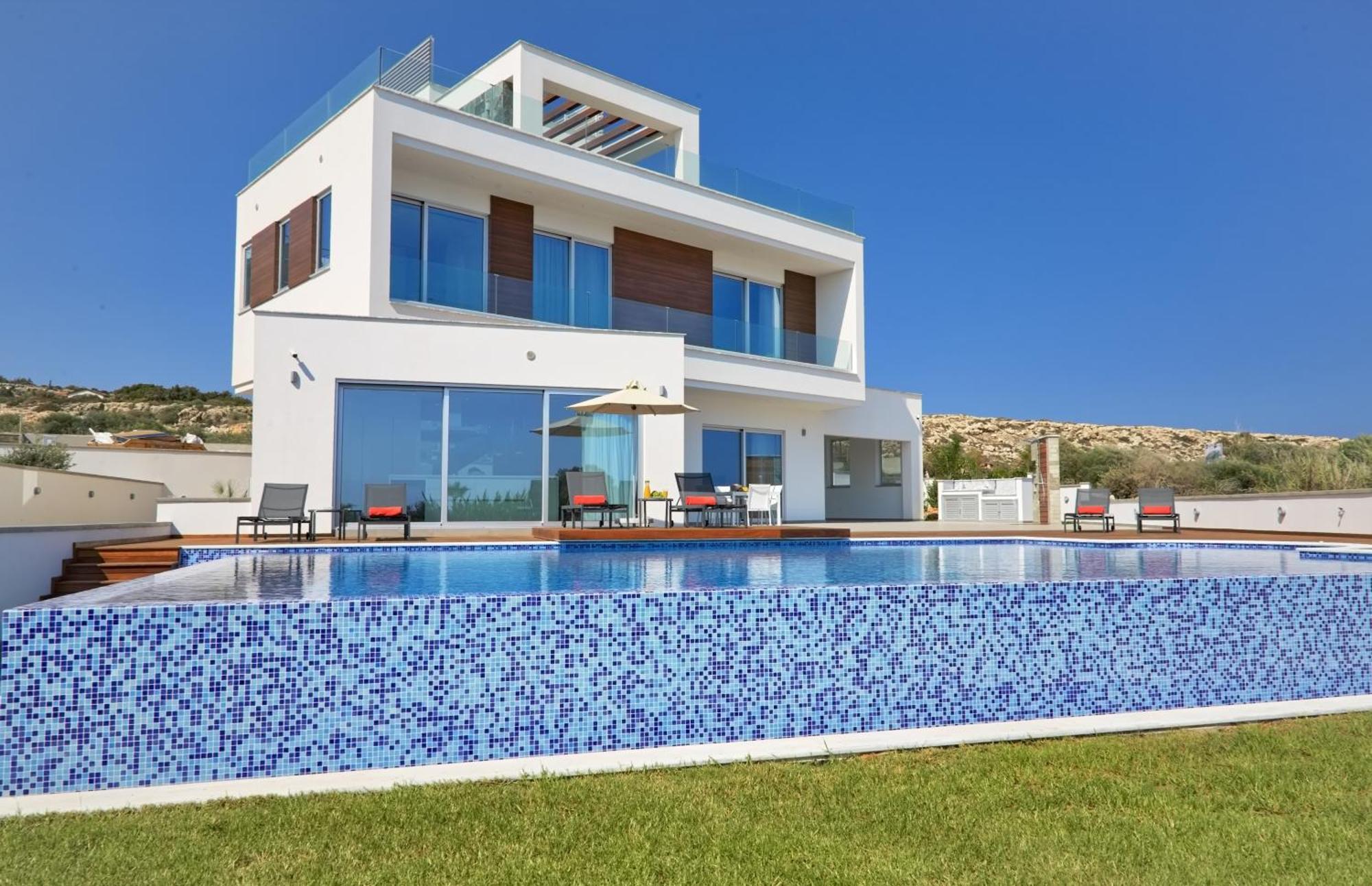 Beachfront Luxury Villa Idania Ayia Napa Exterior photo