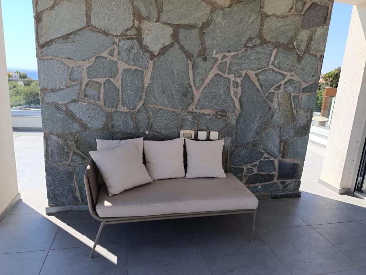Beachfront Luxury Villa Idania Ayia Napa Exterior photo