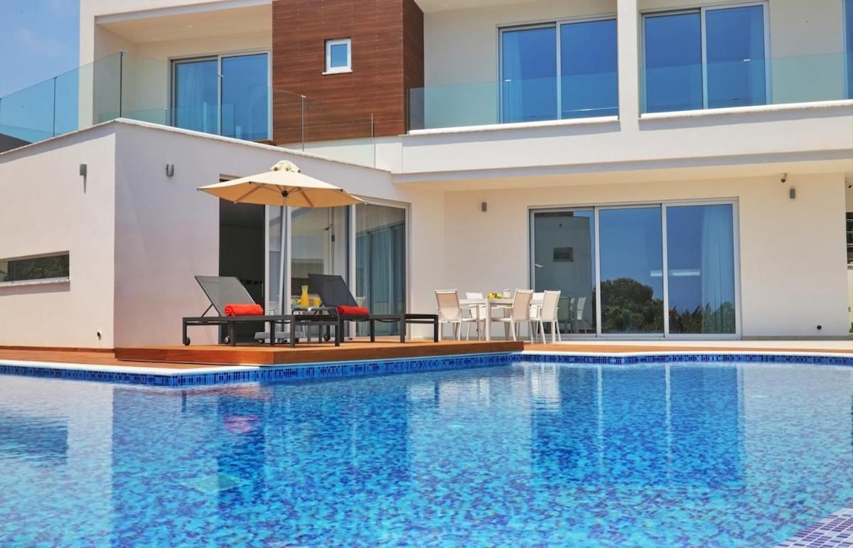 Beachfront Luxury Villa Idania Ayia Napa Exterior photo